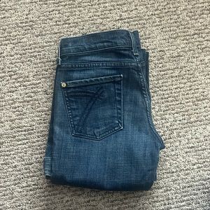 7 For All Mankind Dojo Jeans. Size 25x32. Great Condition